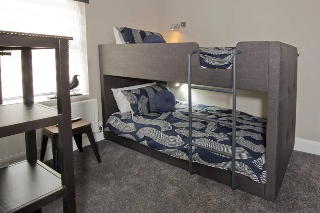 Blackbird Luxury 2 Bed Accomodation Room 8 Blackpool Apartment