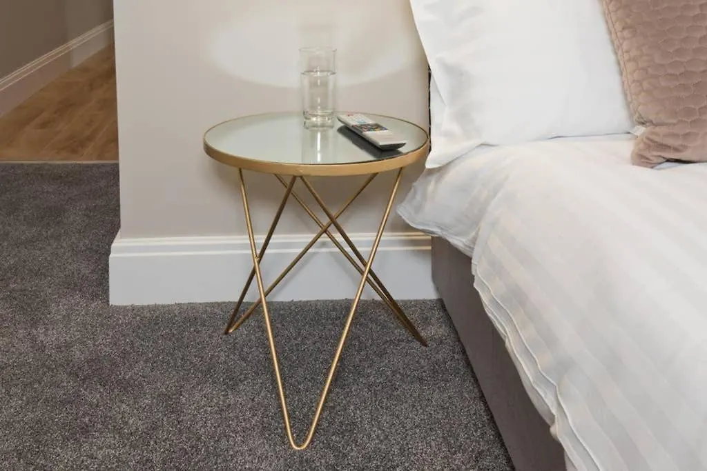Apartment Blackbird Luxury 2 Bed Accomodation Room 8 Blackpool